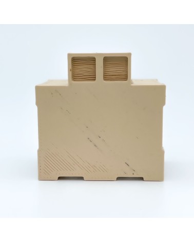 Balaustrated Strait 日本語 NG CASTILLOS Model NO