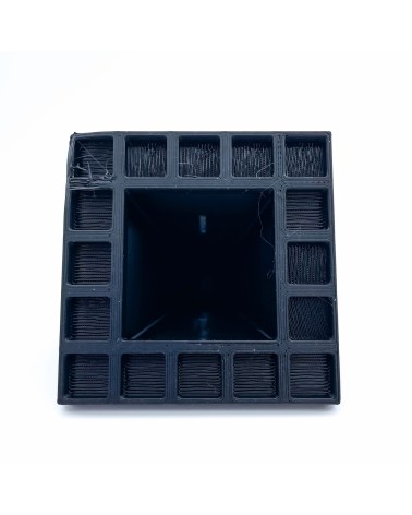 Pyramidal roof with window | Design and build unlimited buildings