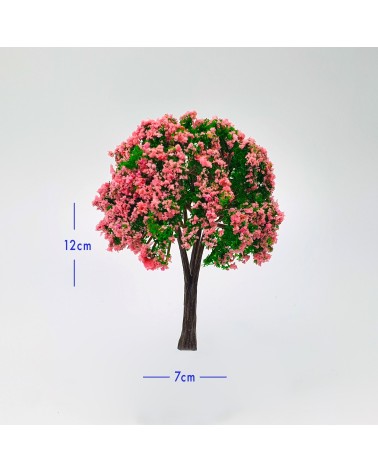 Arbres à fleurs roses