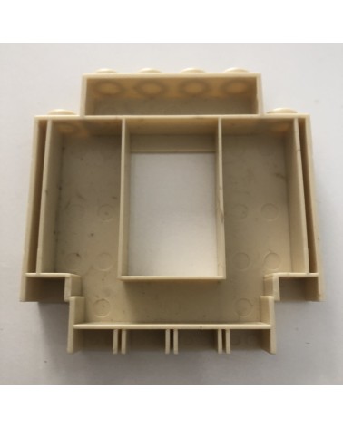 PDJ K ivory window wall
