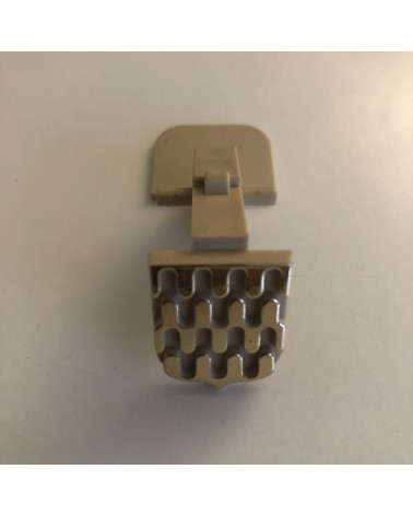 PDJ AA golden retractable shield