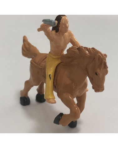 Indianer zu Pferd mit Axt