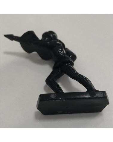 Schwarzer Armbrustschütze