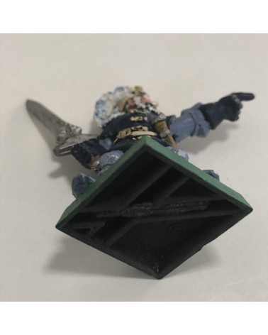 Soldier with sword pointing MK