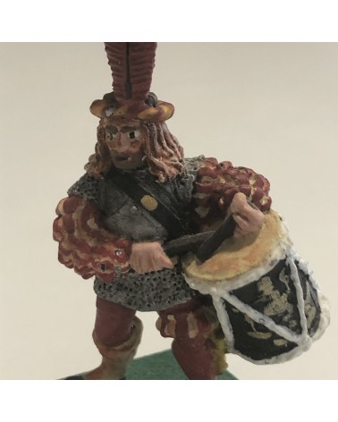 Soldier with drum MU