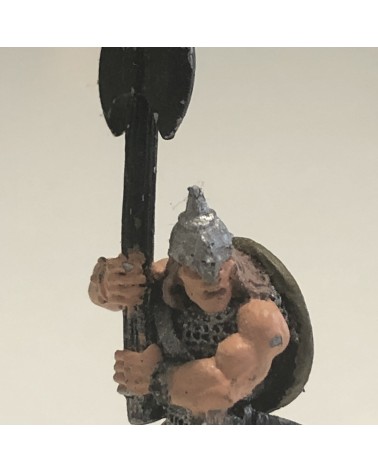 Bàrbar soldat amb destral i escut MW
