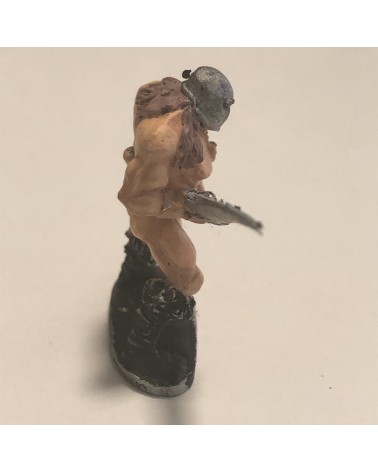 Soldat avec épée MON